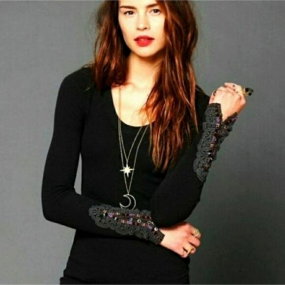 Free People Black Fiesta Cuff Large Thermal - Picture 1 of 6